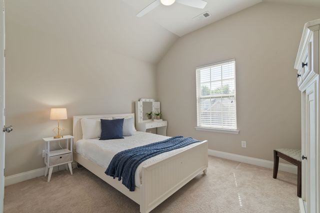 1023 Brixworth Dr, Thompsons Station, TN 37179