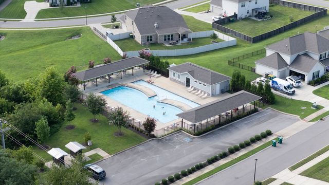 1023 Brixworth Dr, Thompsons Station, TN 37179
