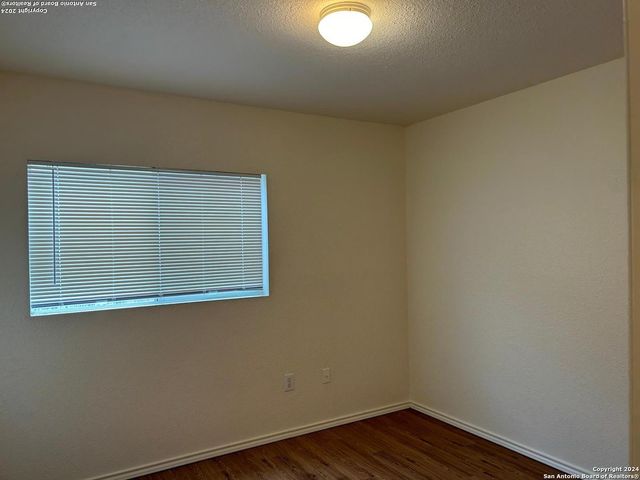 4409 Terra Summit Rd, San Antonio, TX 78233