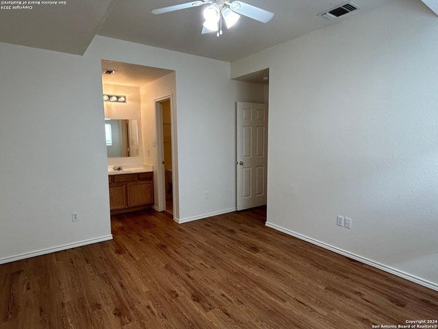 4409 Terra Summit Rd, San Antonio, TX 78233