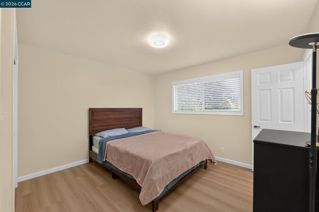 1325 Belfair Dr, Pinole, CA 94564