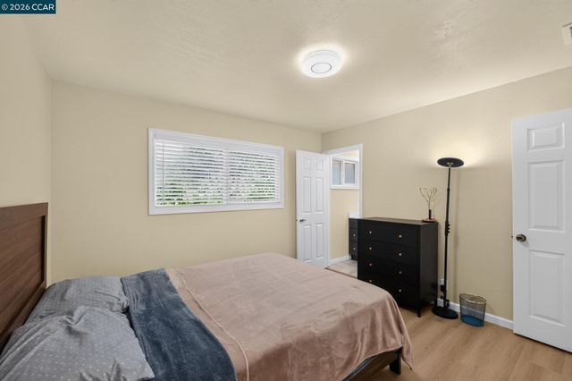 1325 Belfair Dr, Pinole, CA 94564