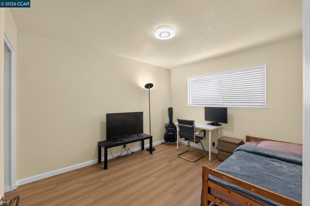 1325 Belfair Dr, Pinole, CA 94564