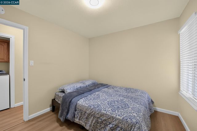 1325 Belfair Dr, Pinole, CA 94564