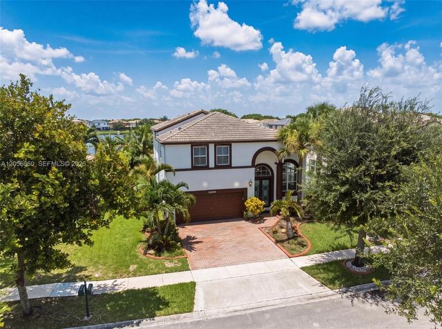 15850 SW 49th Ct, Miramar, FL 33027
