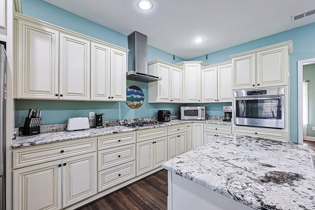 6777 Hampton Rd., Conway, SC 29527