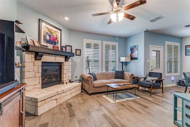 1121 Berwick Court, Saginaw, TX 76131
