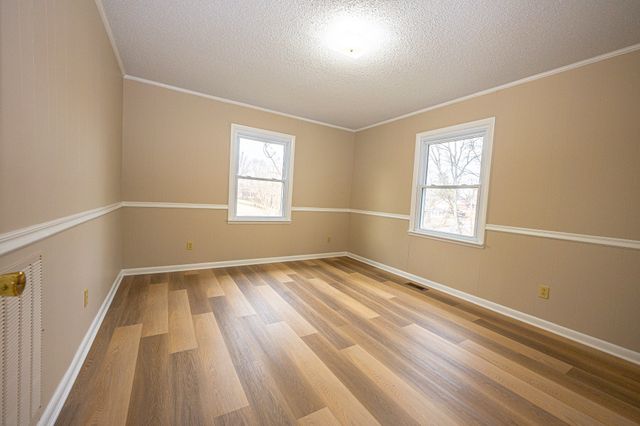 131 Bold Springs Rd, Mc Ewen, TN 37101