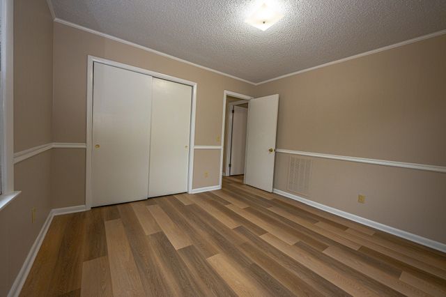 131 Bold Springs Rd, Mc Ewen, TN 37101