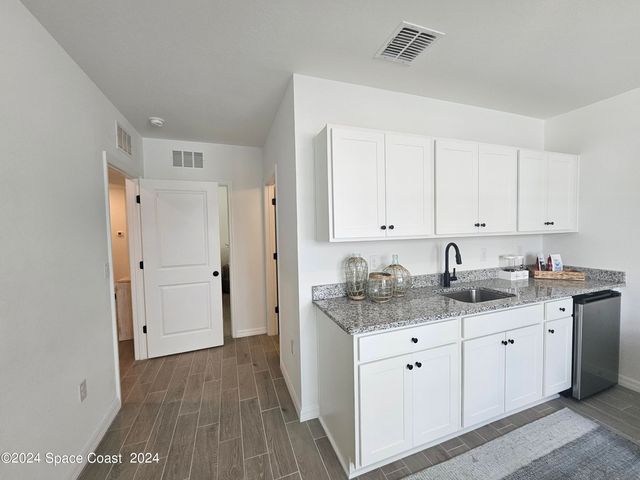 265 Americana Boulevard NE 7, Palm Bay, FL 32907