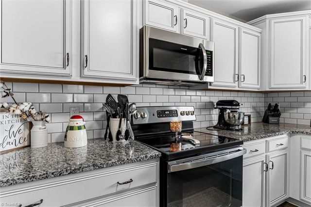 122 Meadow Stone Lane, Mount Airy, NC 27030