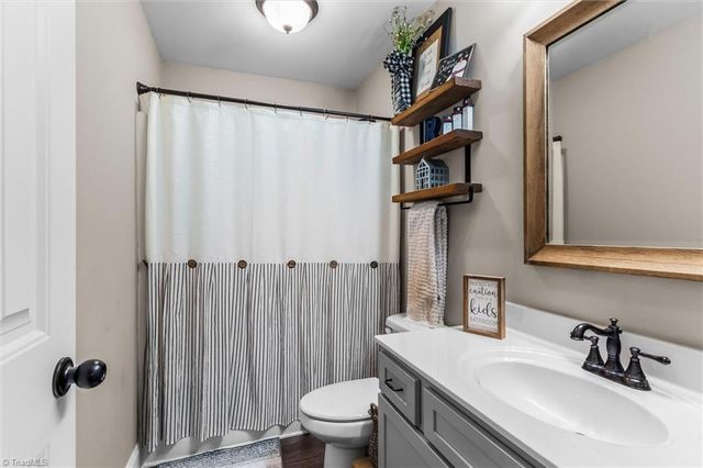 122 Meadow Stone Lane, Mount Airy, NC 27030