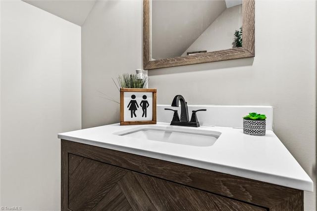 122 Meadow Stone Lane, Mount Airy, NC 27030