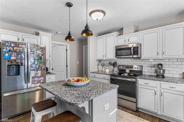 122 Meadow Stone Lane, Mount Airy, NC 27030