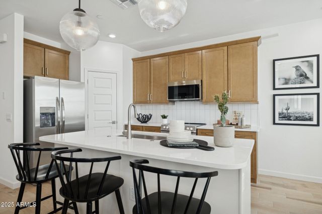 11876 W CARAVEO Place, Peoria, AZ 85383