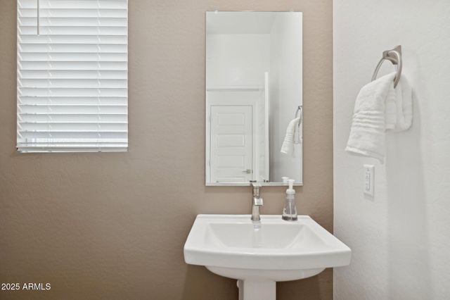 11876 W CARAVEO Place, Peoria, AZ 85383