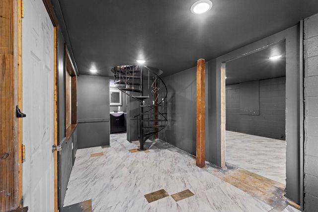 209 Mill Street, Anderson, MO 64831