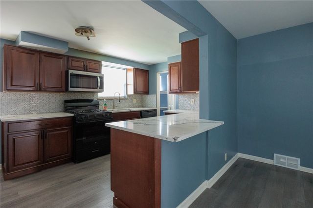 222 Clifton Ave, Sharpsburg, PA 15215
