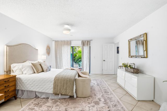 11810 Kiva Drive, Boynton Beach, FL 33437
