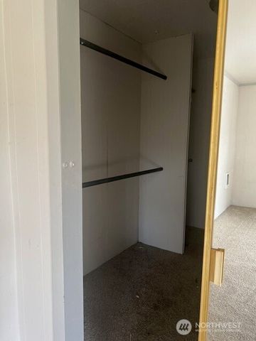 424 Minnesota Street, South Bend, WA 98586