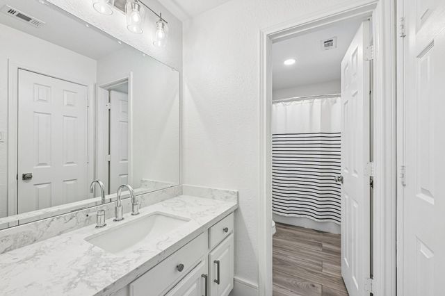 2926 Quincannon Lane, Houston, TX 77043