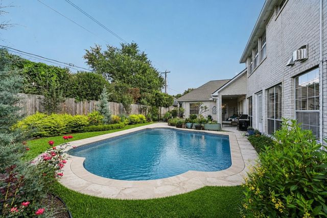 2926 Quincannon Lane, Houston, TX 77043