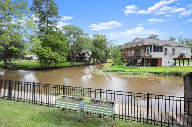 14482 Rue Des Chenes, French Settlement, LA 70733
