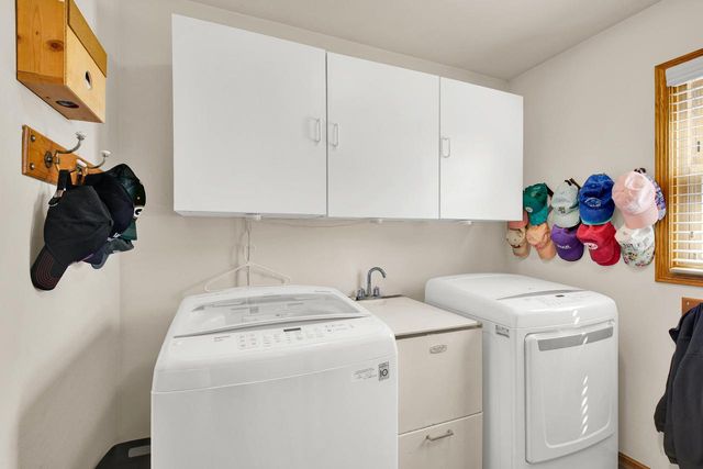 W246N5876 Partridge COURT, Sussex, WI 53089