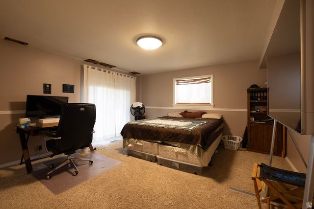 1572 N STAYNER DR, Farmington, UT 84025
