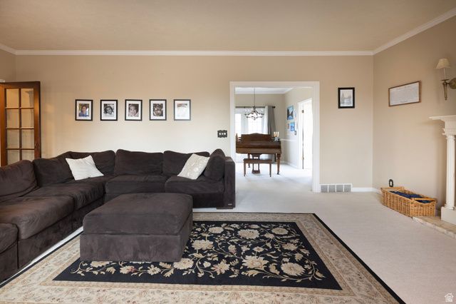 1572 N STAYNER DR, Farmington, UT 84025
