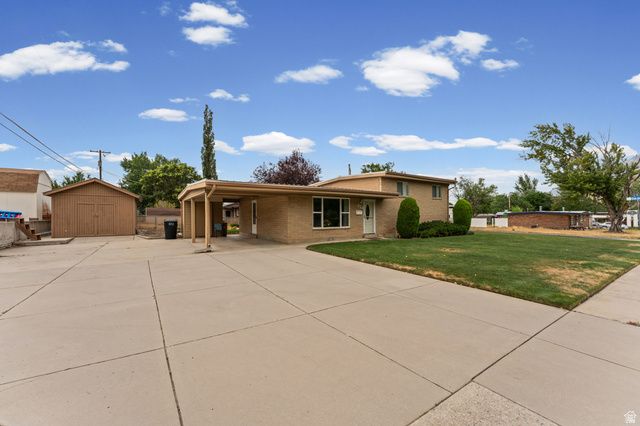 323 N HOLIDAY DR, Brigham City, UT 84302