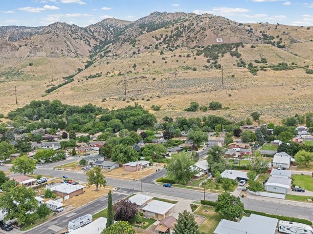 323 N HOLIDAY DR, Brigham City, UT 84302