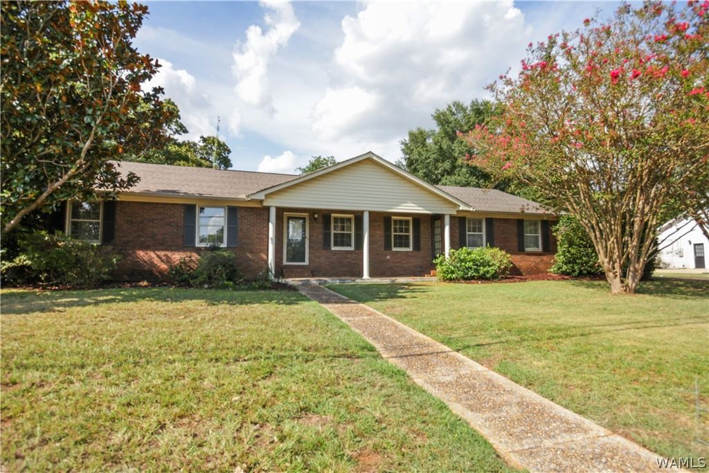 1318 Montrose, Tuscaloosa, AL 35405
