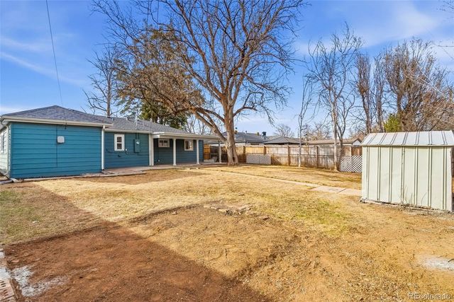 1084 Vaughn Street, Aurora, CO 80011