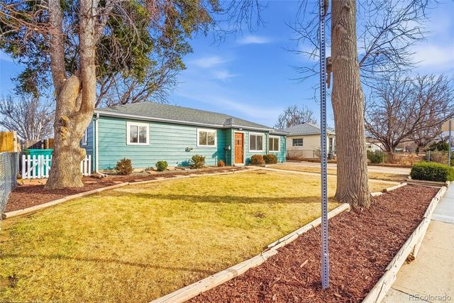 1084 Vaughn Street, Aurora, CO 80011