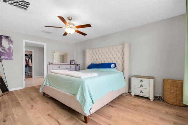 3806 DAISY BLOOM PLACE, Tampa, FL 33619