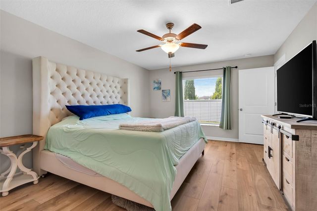 3806 DAISY BLOOM PLACE, Tampa, FL 33619