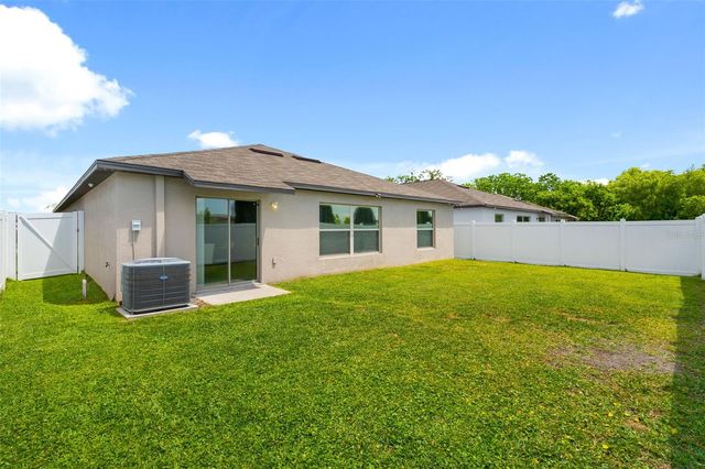 3806 DAISY BLOOM PLACE, Tampa, FL 33619