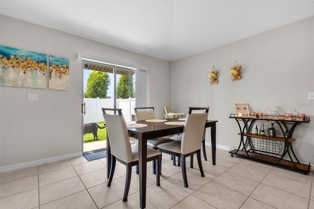 3806 DAISY BLOOM PLACE, Tampa, FL 33619