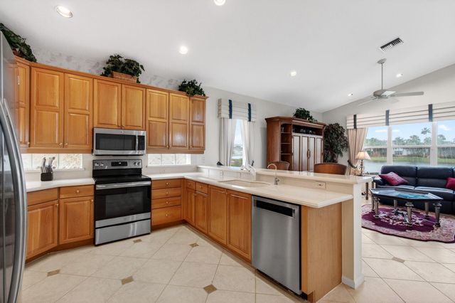 11678 Caracas Boulevard, Boynton Beach, FL 33437