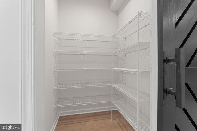 546 PADDOCK LN, Louisa, VA 23093