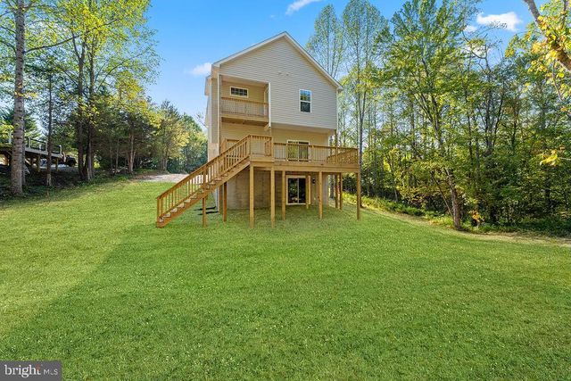 546 PADDOCK LN, Louisa, VA 23093