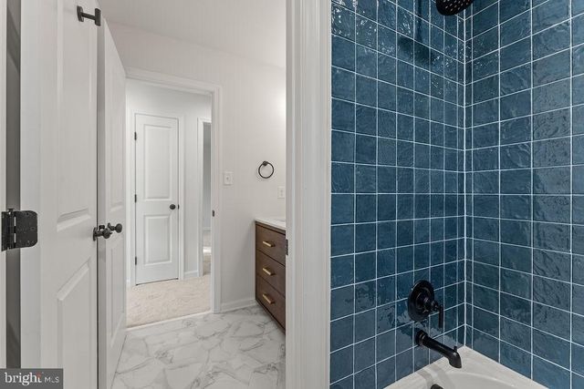 546 PADDOCK LN, Louisa, VA 23093