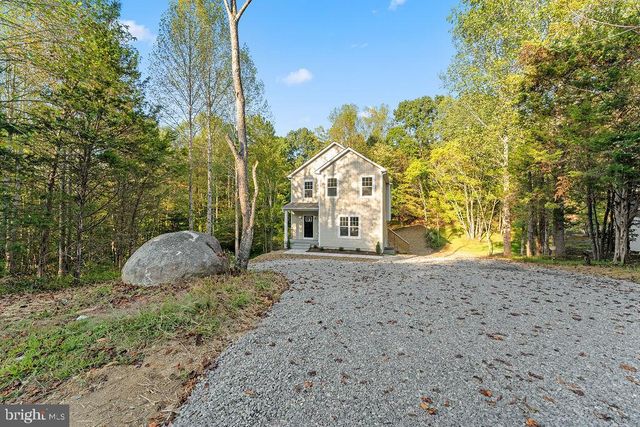 546 PADDOCK LN, Louisa, VA 23093