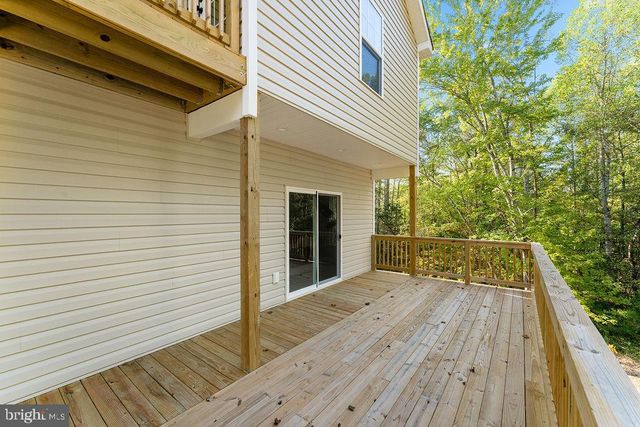 546 PADDOCK LN, Louisa, VA 23093