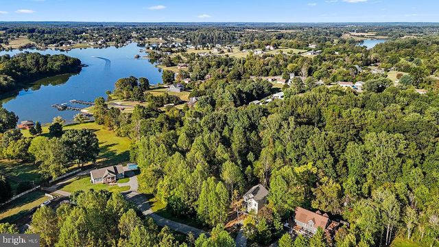 546 PADDOCK LN, Louisa, VA 23093