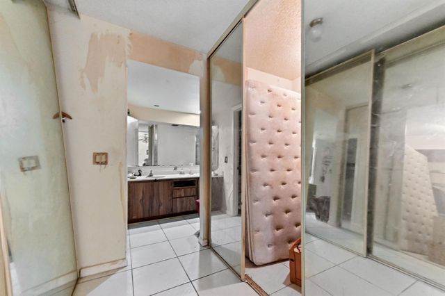 2423 24th Lane, Greenacres, FL 33463
