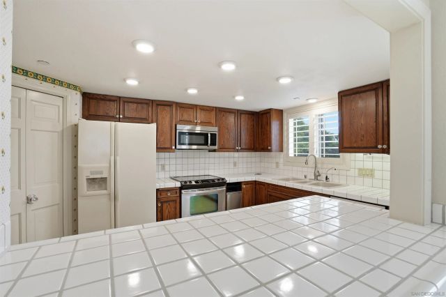 1099 1 street 223, Coronado, CA 92118