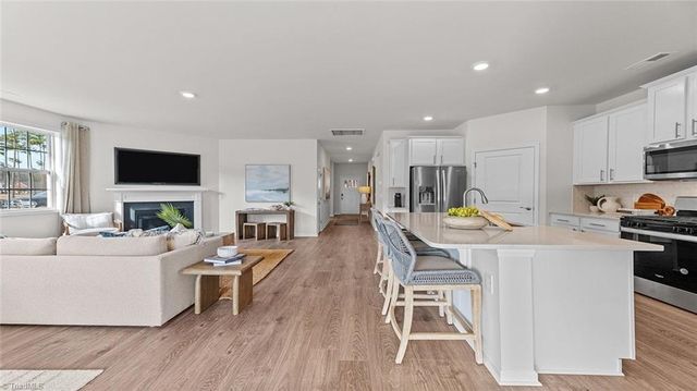 301 Sefton Drive, Jamestown, NC 27282