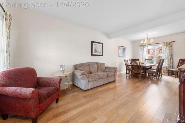 17224 Michigan Heights Drive, Brownstown Charter Township, MI 48174